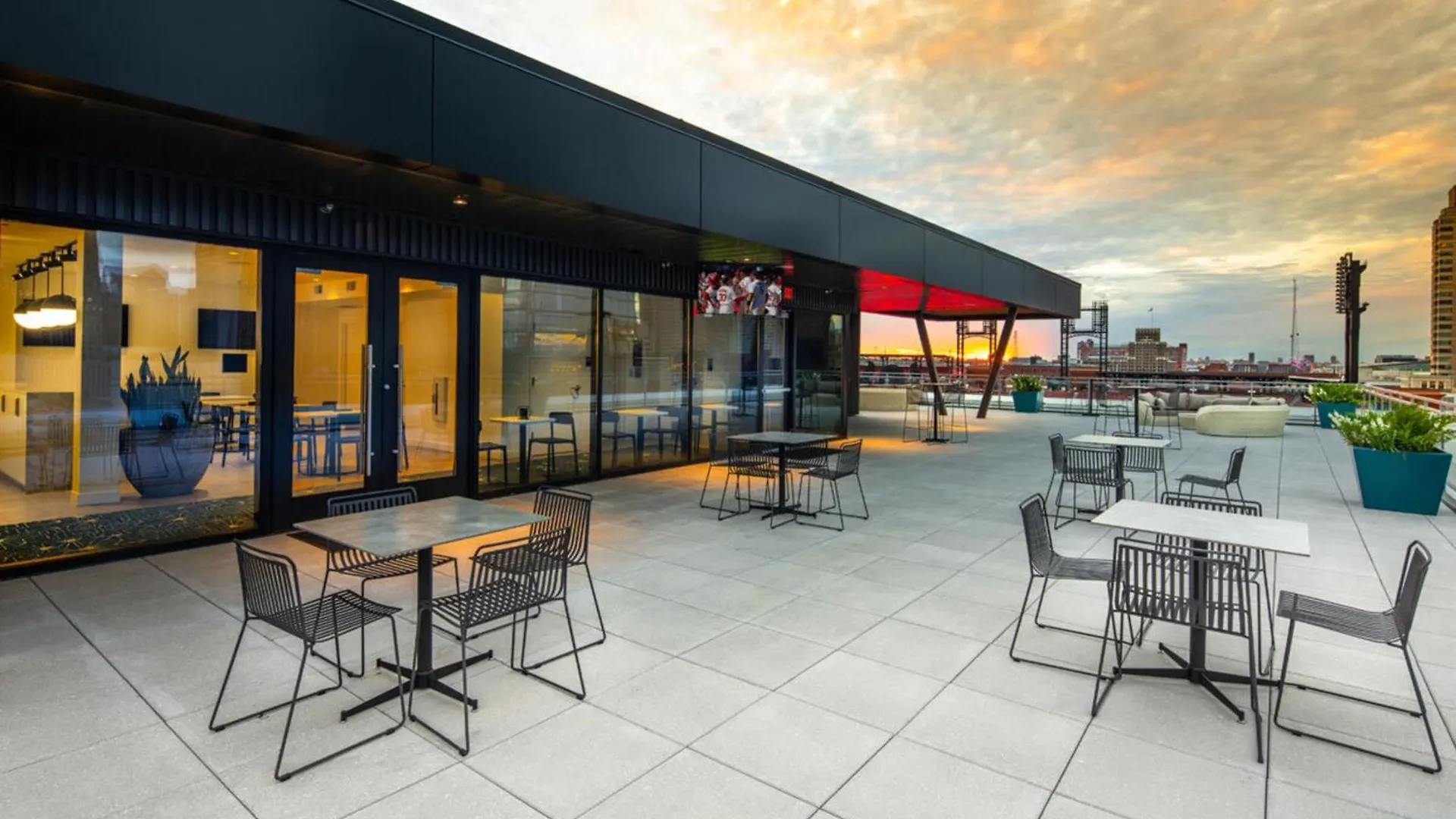 St Louis Cardinals Apartments By Barsala Saint Louis Aparthotel