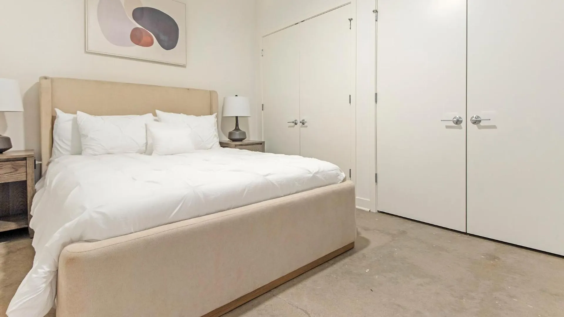 Aparthotel St Louis Cardinals Apartments By Barsala Saint Louis